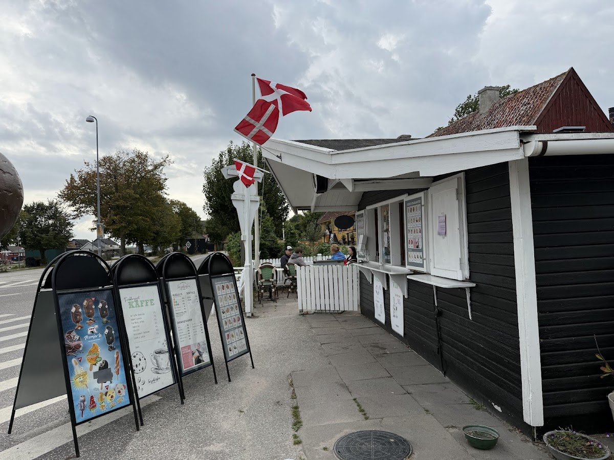 Rørvig Færgekiosk Photos 2